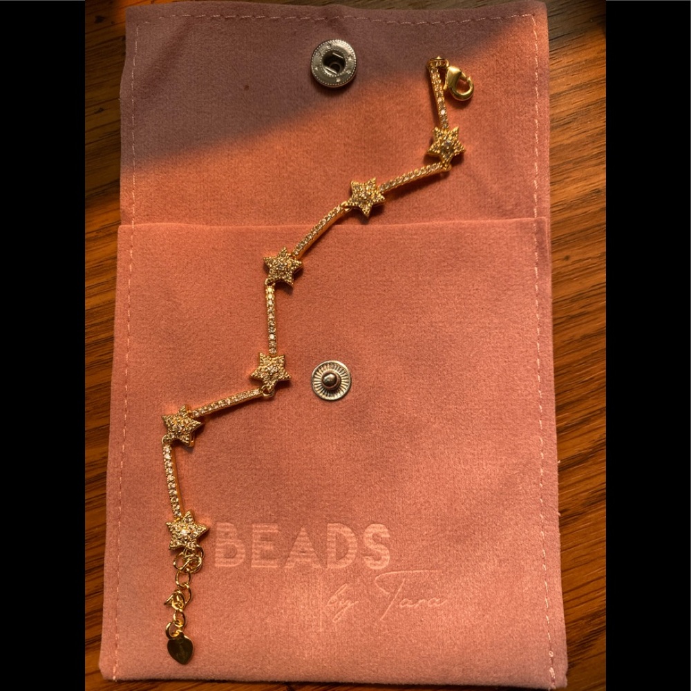 BEADS by Tara - Nova Star Bracelet